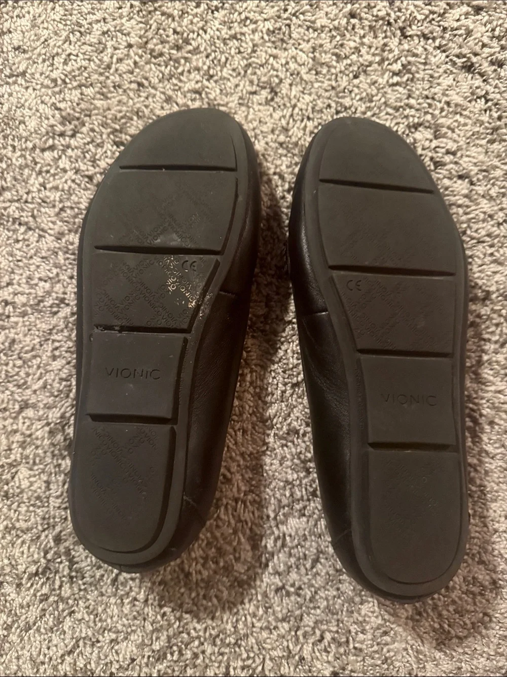 Vionic Black Leather Bit-Detail Slip-On Loafers